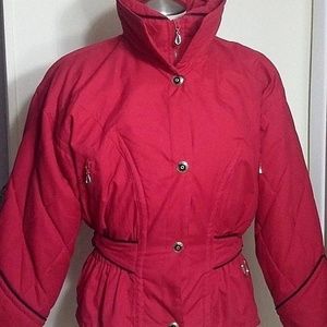 SKIING PASSPORT CLASSIC UNITED STATES  RED JACKET